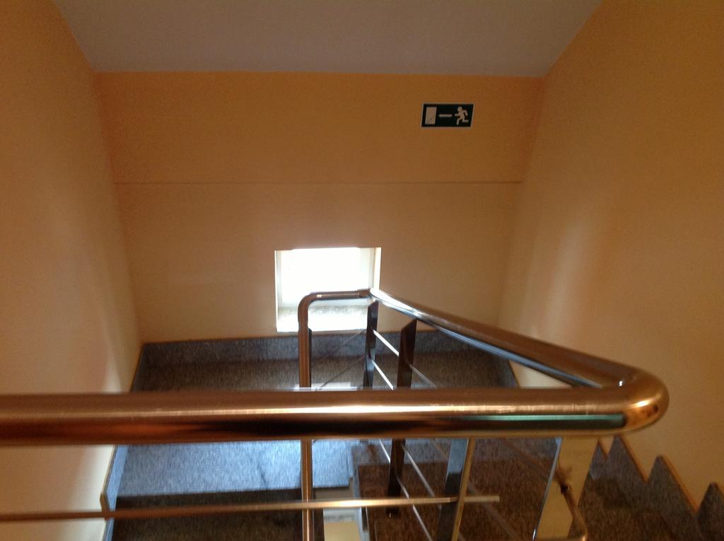 Hostal San Froilan La Virgen del Camino Exterior photo